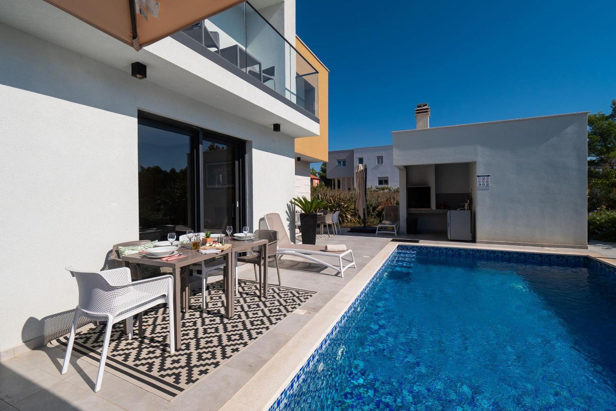 Apartments Villa Adriana II 스리마 외부 사진