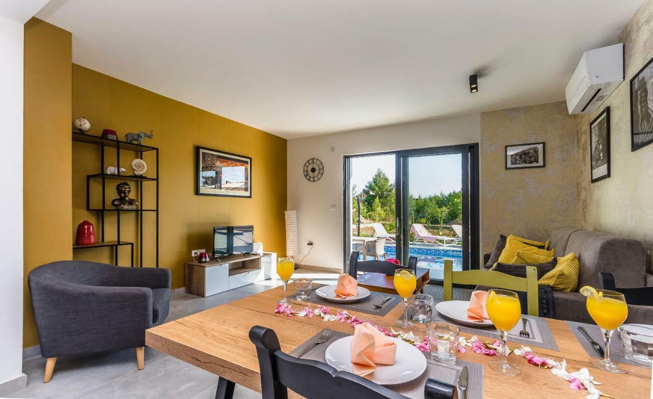 Apartments Villa Adriana II 스리마 외부 사진