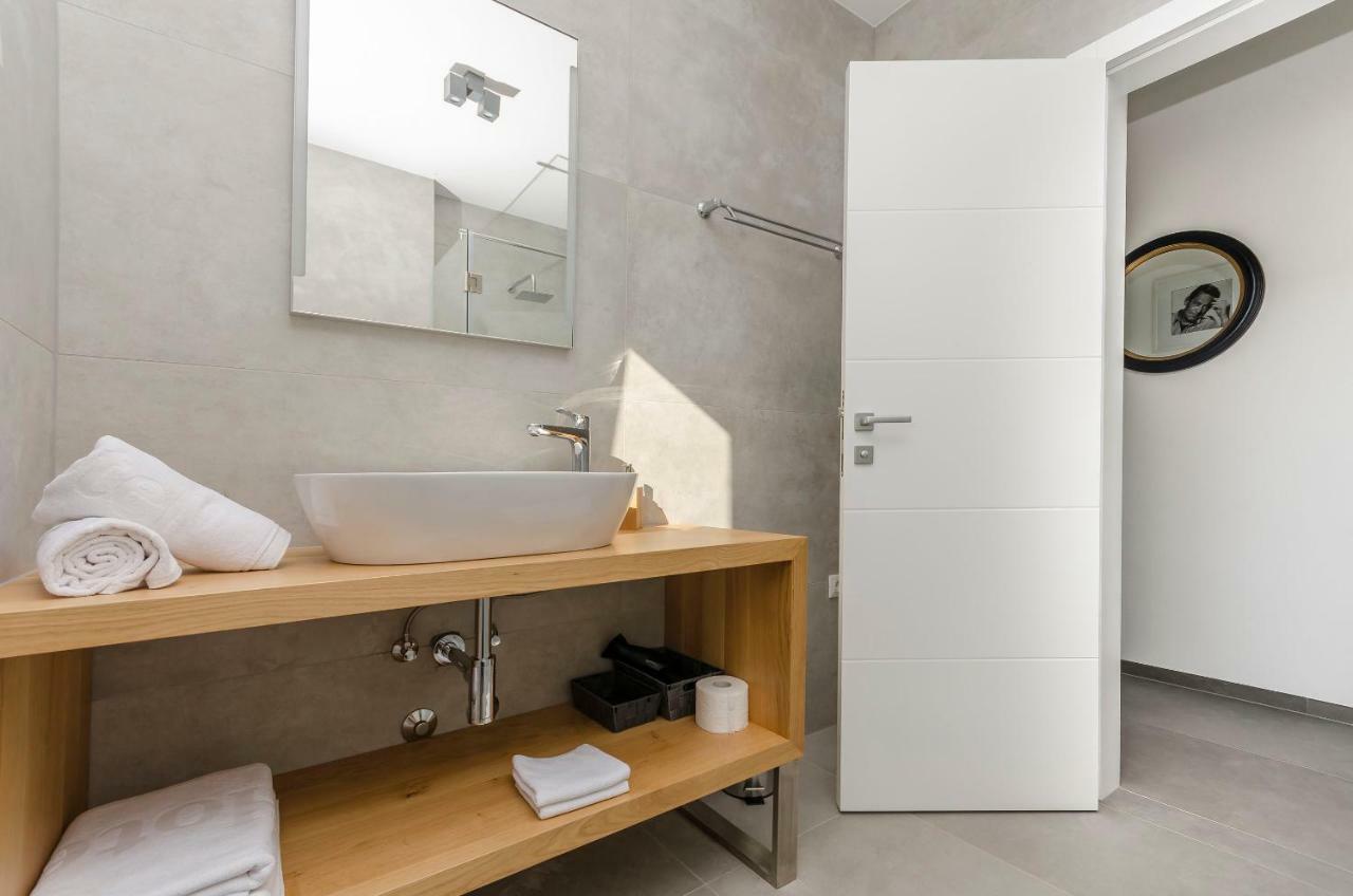 Apartments Villa Adriana II 스리마 외부 사진