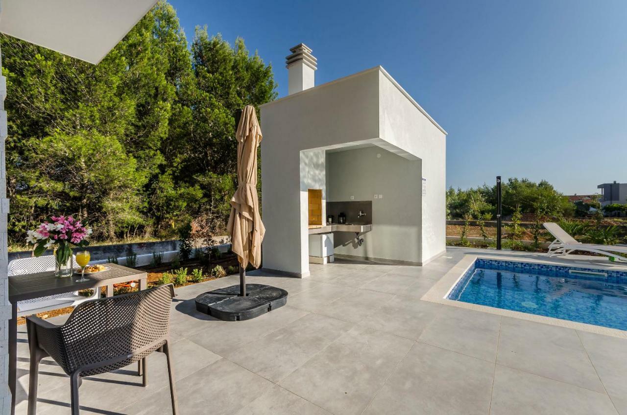 Apartments Villa Adriana II 스리마 외부 사진